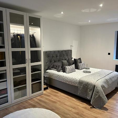 Chambres Dans Maison Neuve Au Style Chic Et Boheme Villeneuve-sous-Dammartin Exterior photo